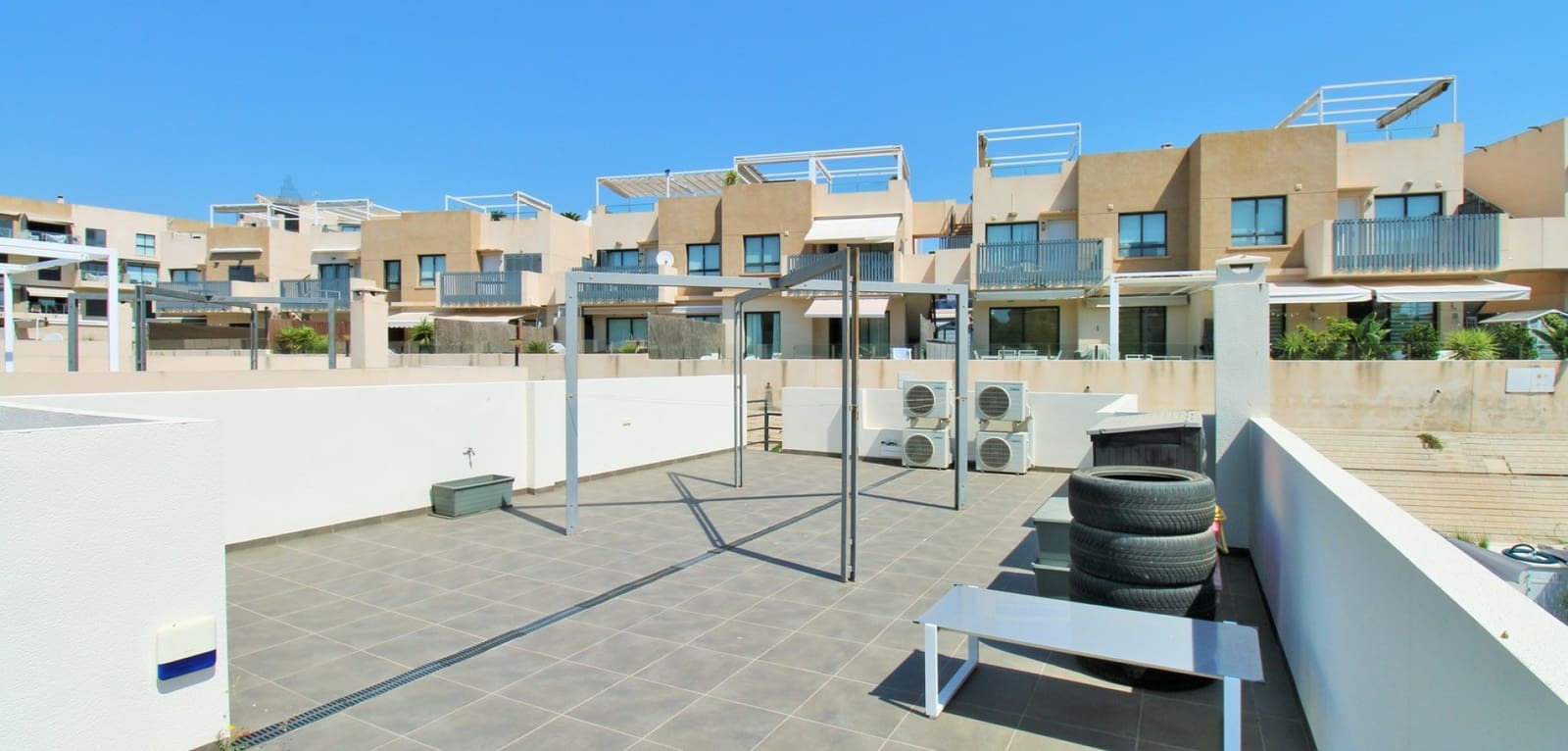 3 bedroom Villa for sale in La Zenia with pool - € 499,000 (Ref: 9135160)