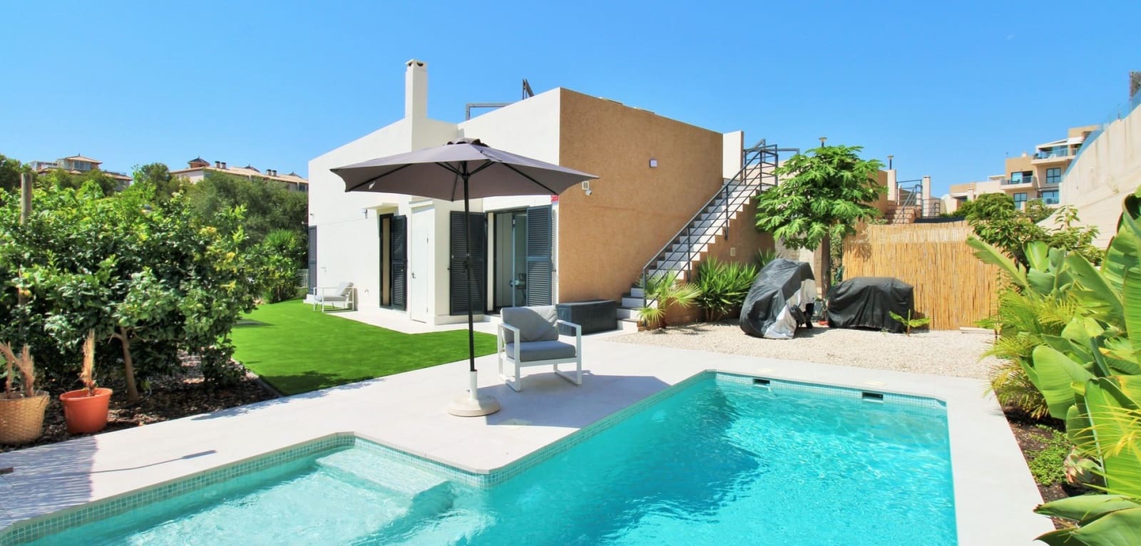 3 bedroom Villa for sale in La Zenia with pool - € 499,000 (Ref: 9135160)
