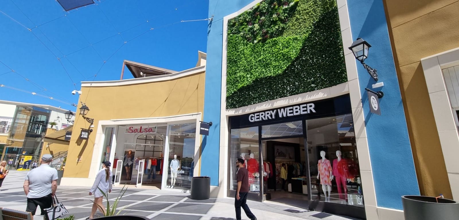 3 bedroom Villa for sale in La Zenia with pool - € 499,000 (Ref: 9135160)