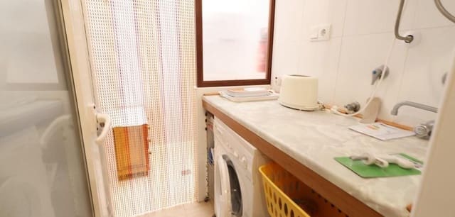 2 bedroom Bungalow for sale in Punta Prima, Orihuela with pool - € 219,000 (Ref: 9135161)