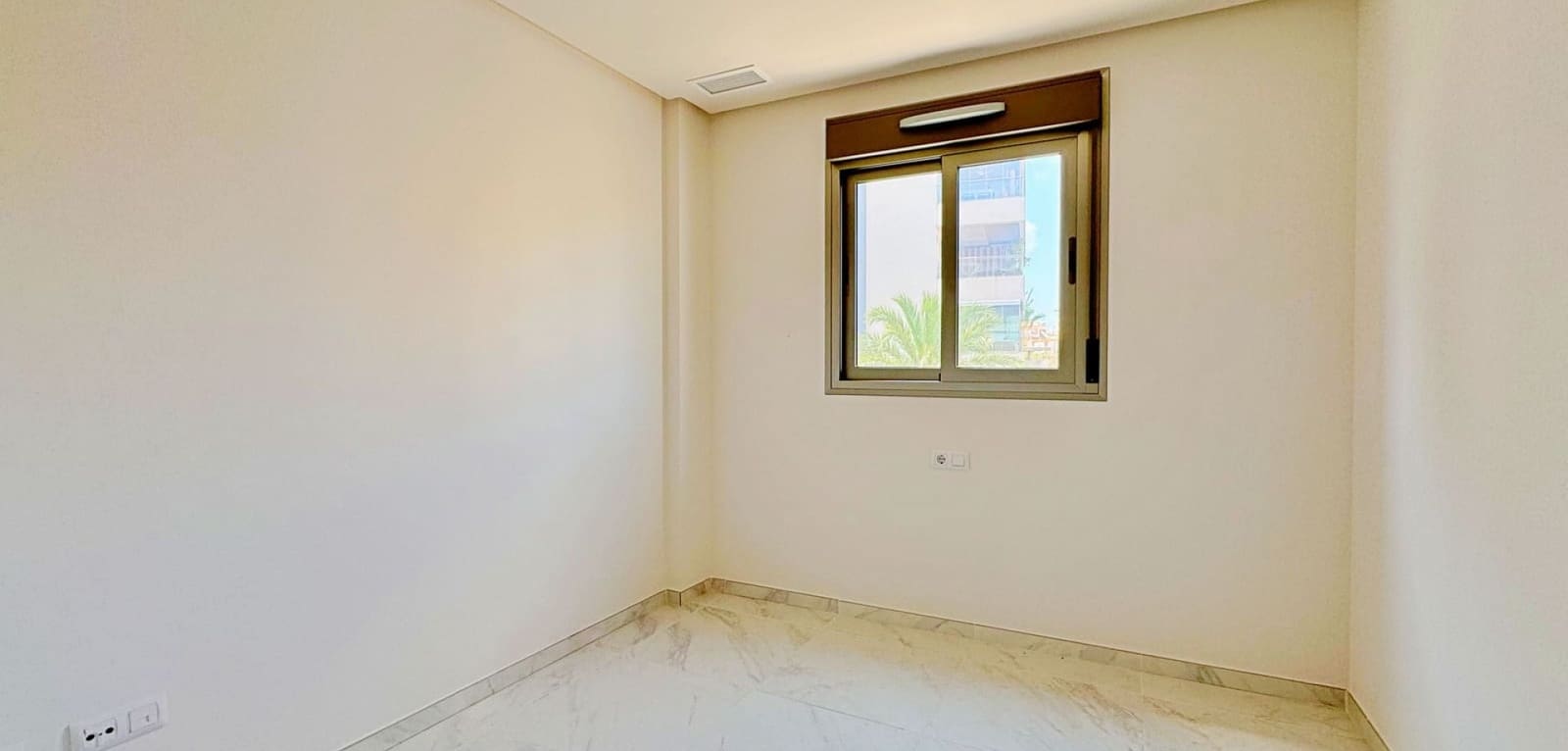 2 bedroom Apartment for sale in Villamartin - € 259,000 (Ref: 9146252)