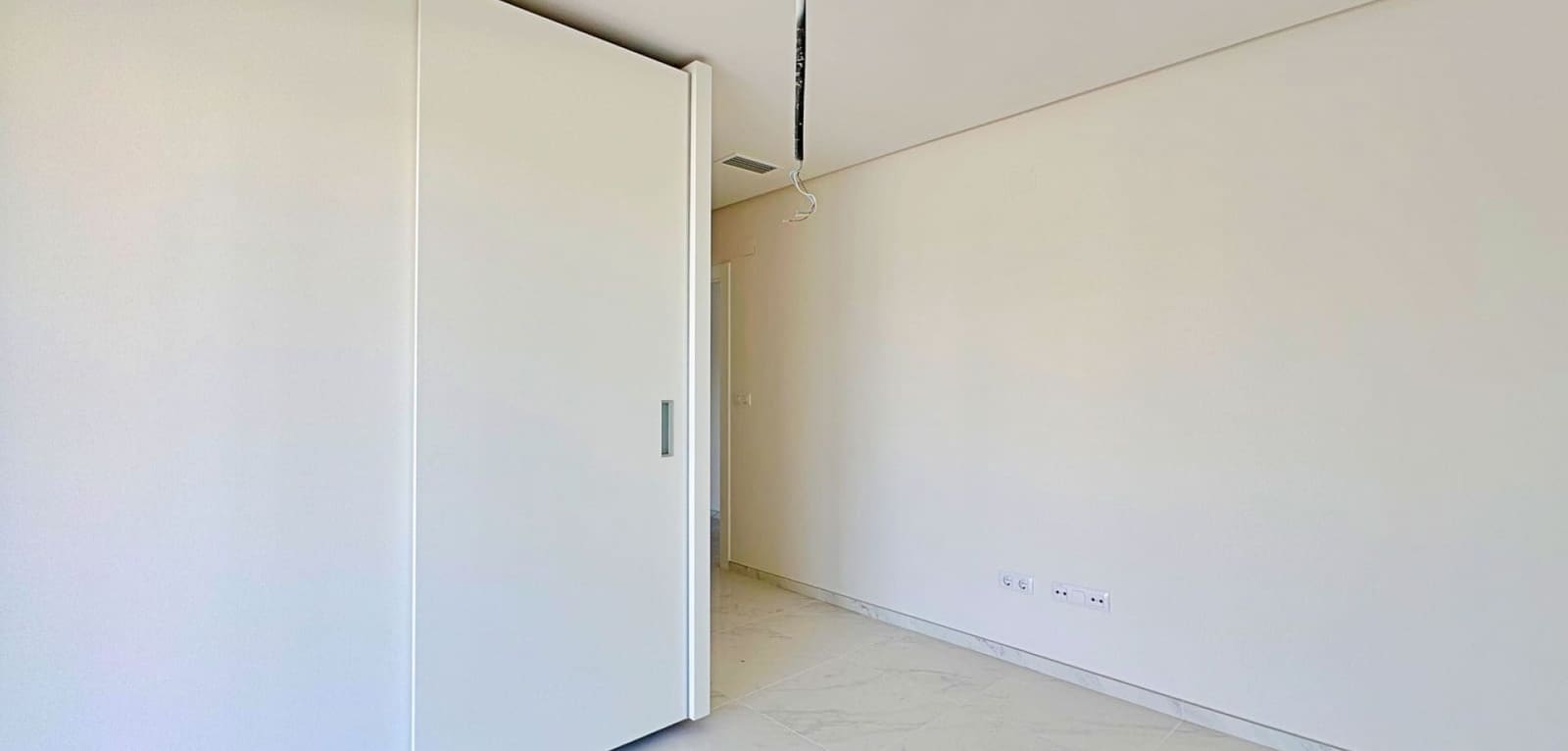 2 bedroom Apartment for sale in Villamartin - € 259,000 (Ref: 9146252)