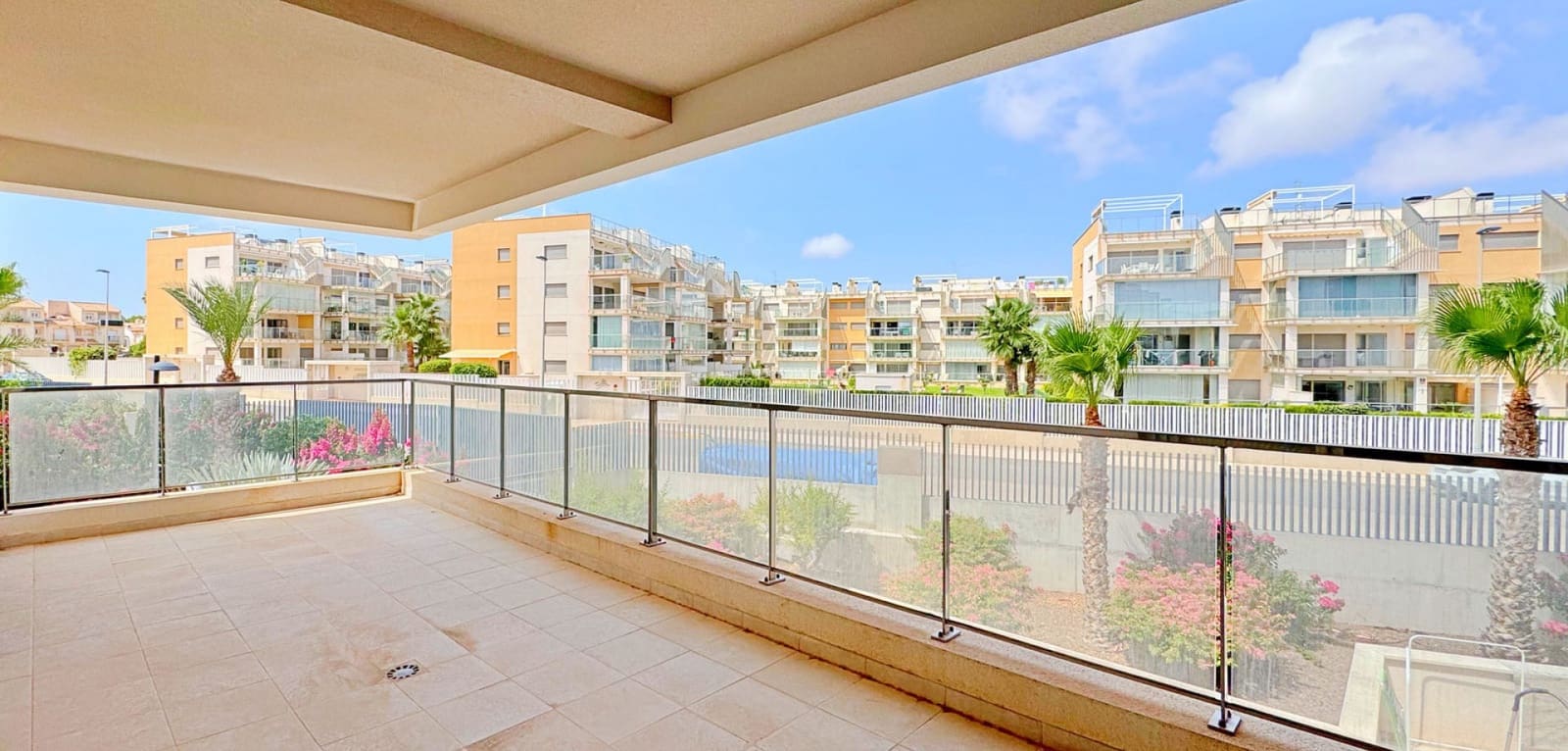 2 bedroom Apartment for sale in Villamartin - € 259,000 (Ref: 9146252)