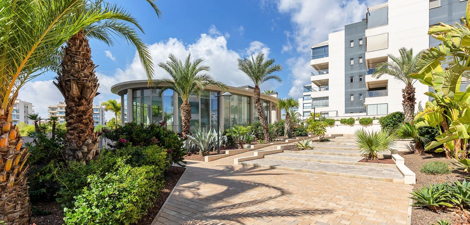 2 bedroom Apartment for sale in Villamartin - € 259,000 (Ref: 9146252)