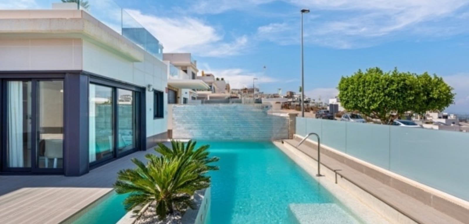 5 soverom Villa til salgs i San Miguel de Salinas med svømmebasseng - € 849 000 (Ref: 9151166)