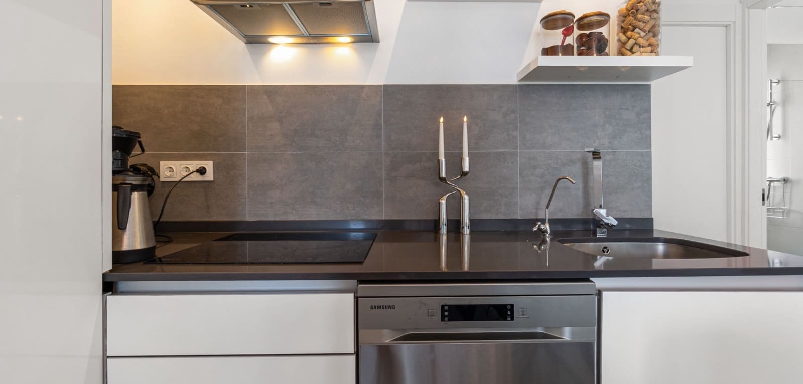 3 bedroom Villa for sale in Villamartin with pool - € 429,000 (Ref: 9153131)