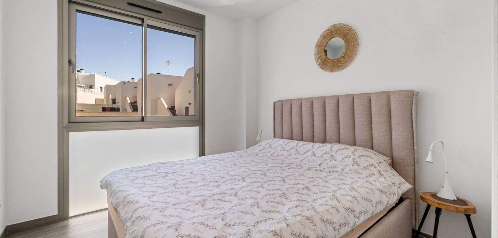 3 bedroom Villa for sale in Villamartin with pool - € 429,000 (Ref: 9153131)