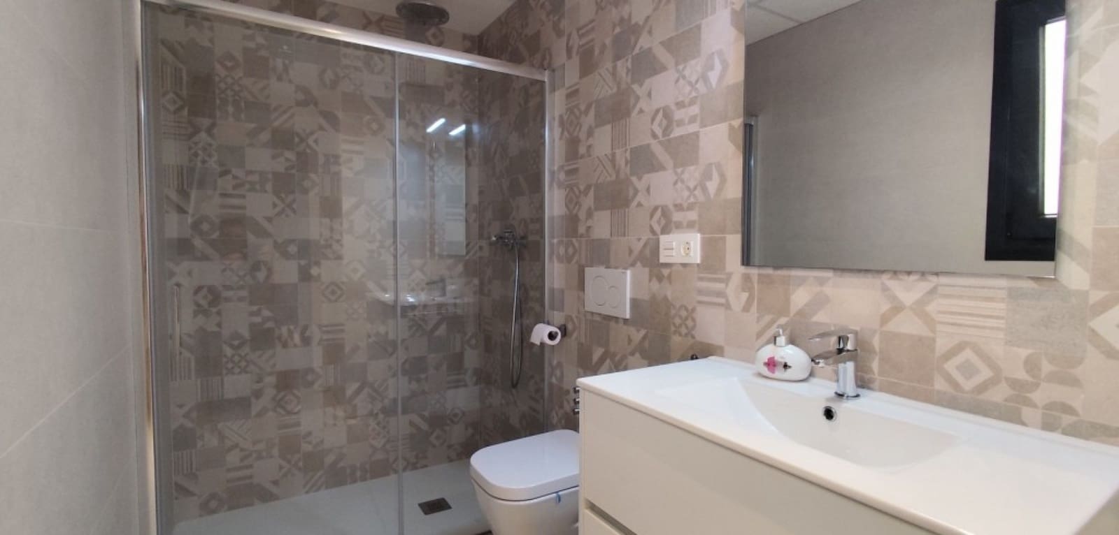 2 slaapkamer Appartement te koop in Orihuela Costa met zwembad - € 246.000 (Ref: 9161590)