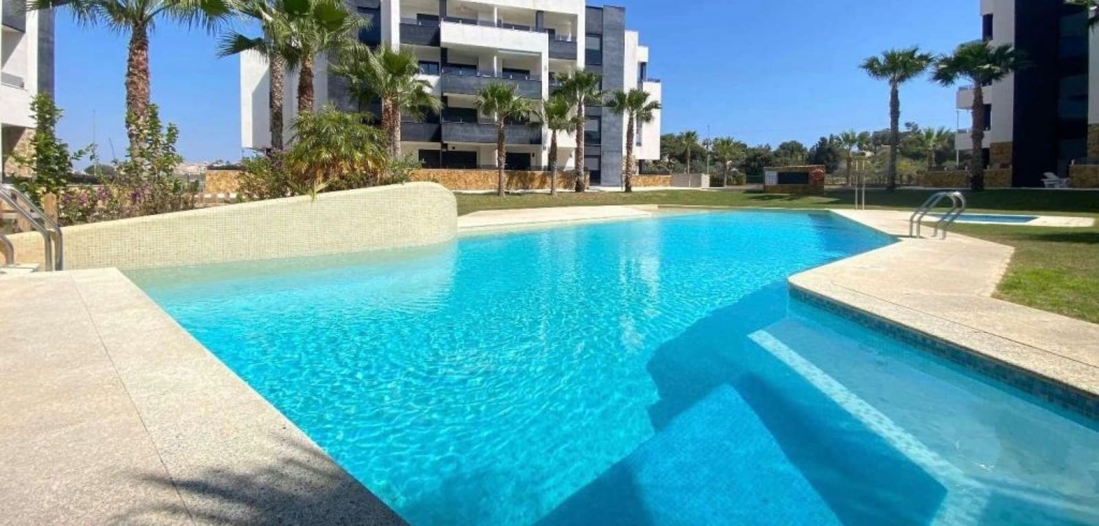 2 slaapkamer Appartement te koop in Orihuela Costa met zwembad - € 246.000 (Ref: 9161590)