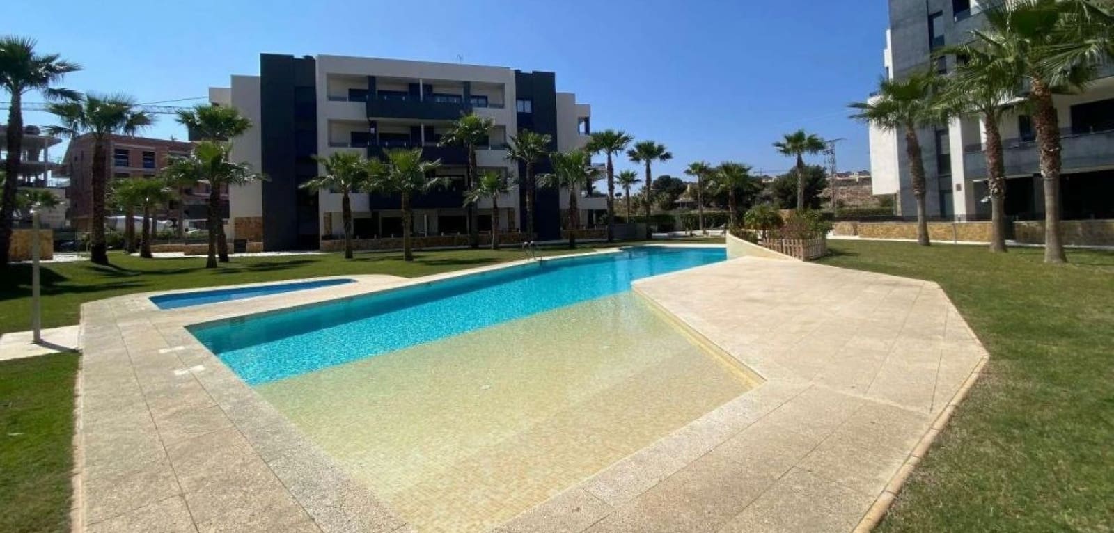 2 slaapkamer Appartement te koop in Orihuela Costa met zwembad - € 246.000 (Ref: 9161590)