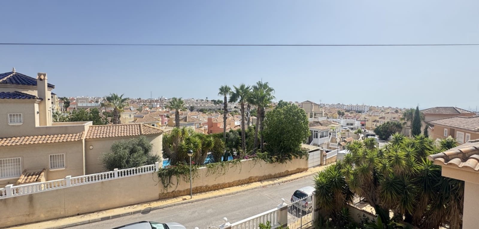 4 quarto Moradia para venda em Villamartin - 299 000 € (Ref: 9164118)