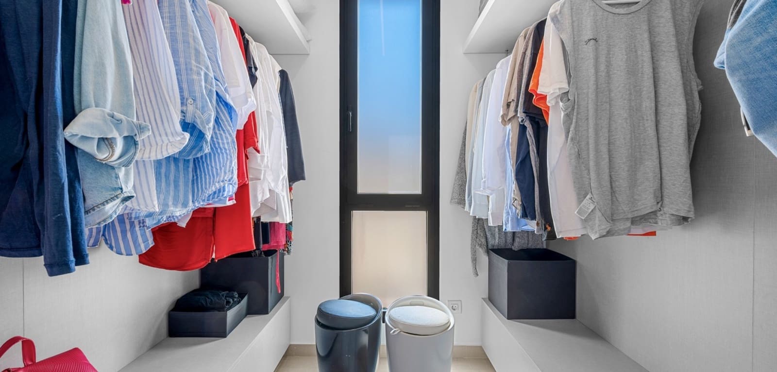 4 slaapkamer Villa te koop in Guardamar del Segura met zwembad - € 1.390.000 (Ref: 9164120)