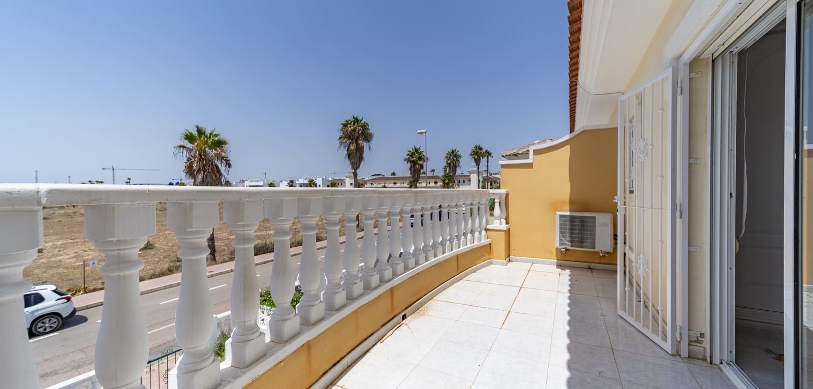 3 soveværelse Byhus til salg i Dona Pepa med swimmingpool - € 205.000 (Ref: 9175841)