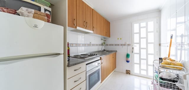 3 bedroom Townhouse for sale in Doña Pepa, Rojales with pool - € 205,000 (Ref: 9175841)