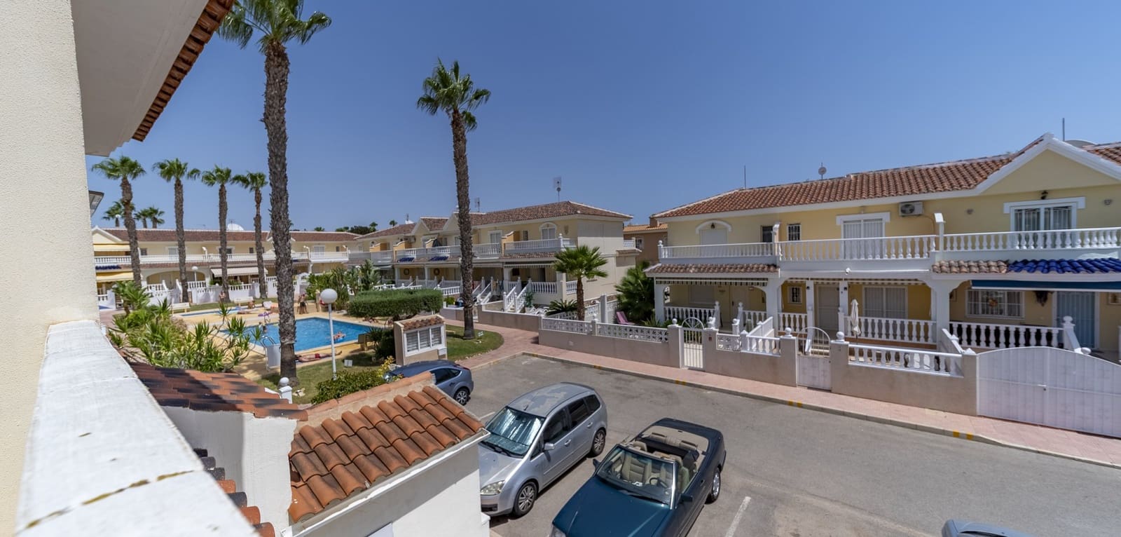 3 soveværelse Byhus til salg i Dona Pepa med swimmingpool - € 205.000 (Ref: 9175841)