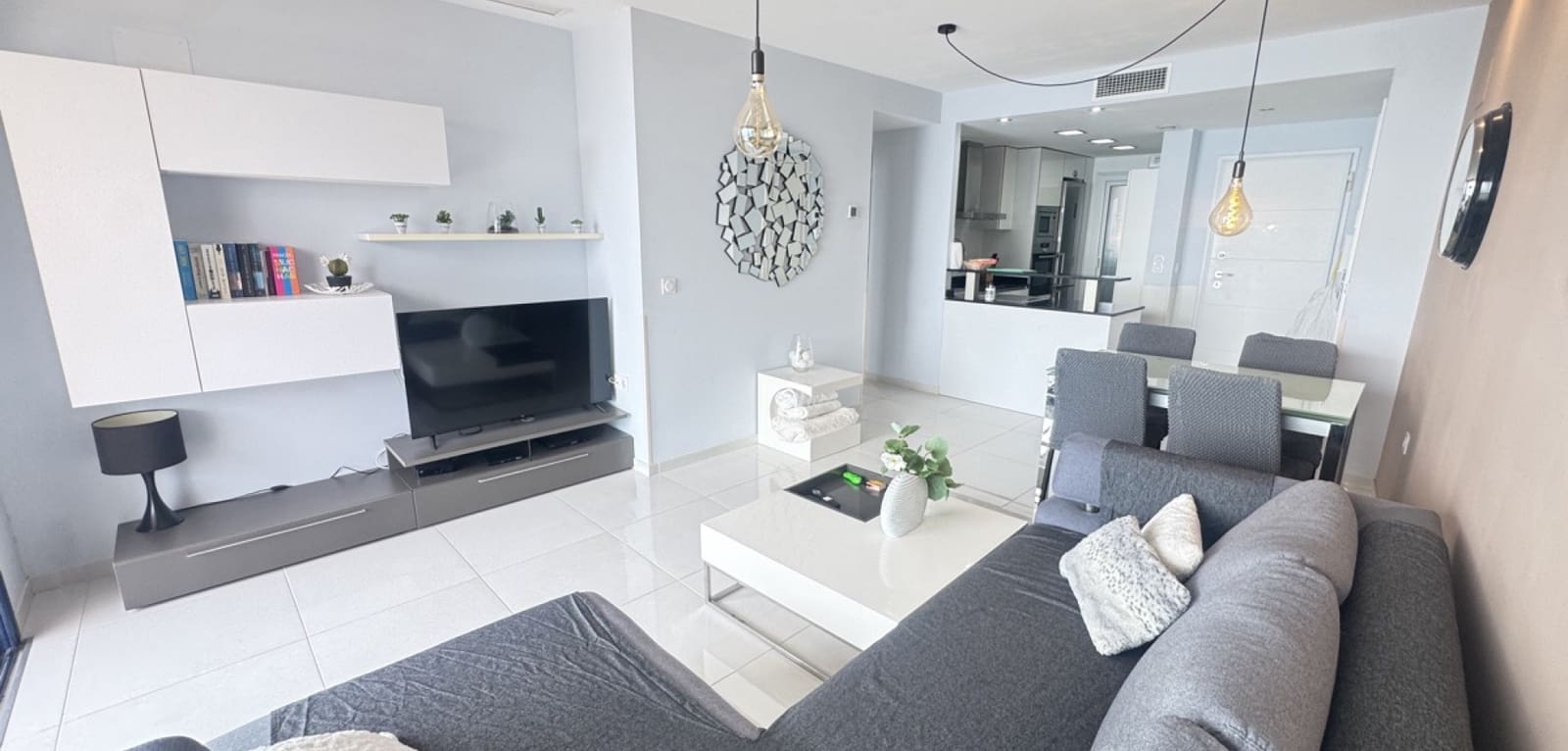 2 soveværelse Lejlighed til salg i Orihuela Costa med swimmingpool - € 440.000 (Ref: 9180201)