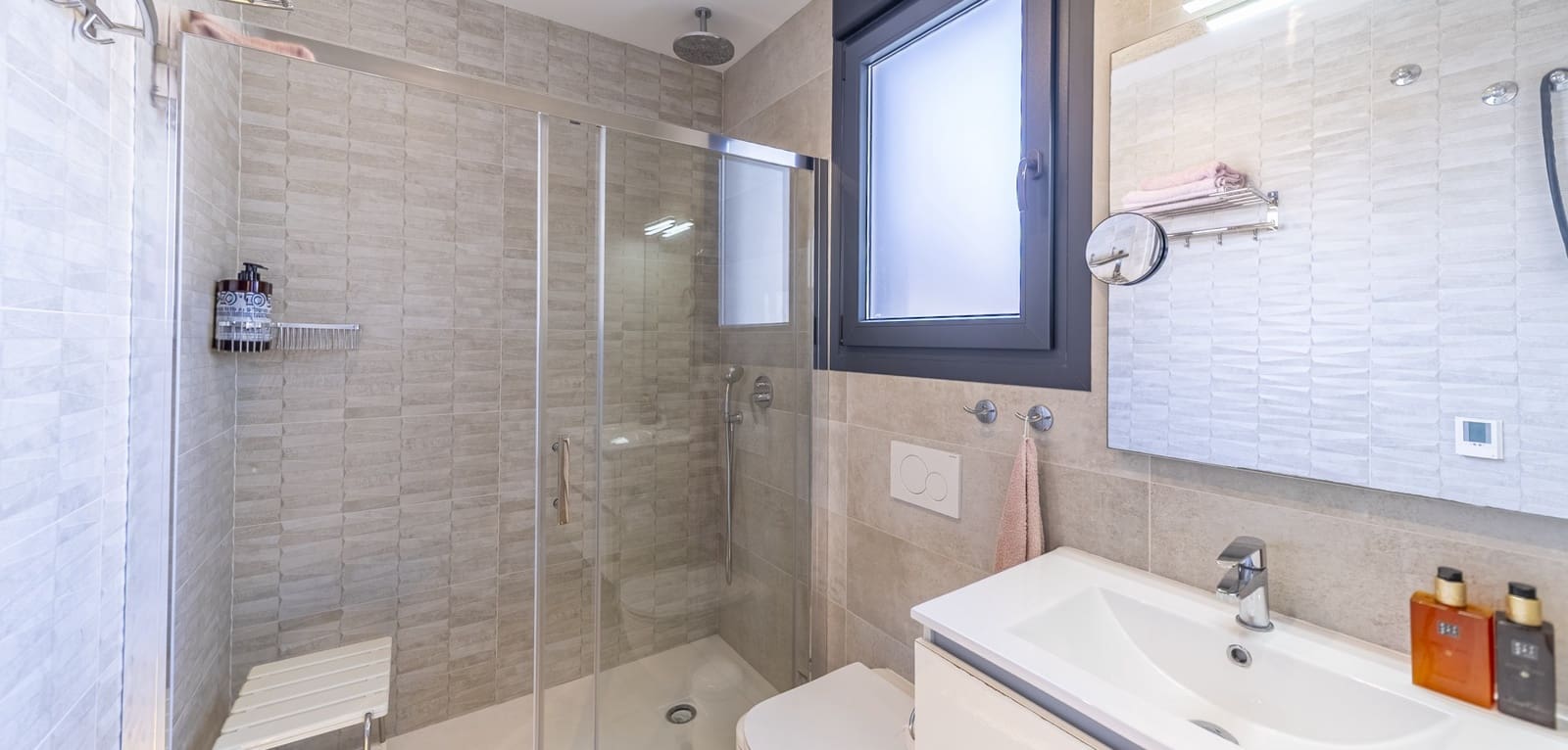 4 bedroom Villa for sale in Orihuela Costa with pool - € 759,000 (Ref: 9186253)