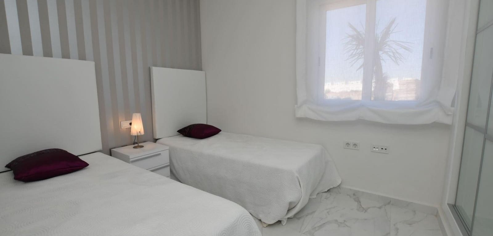 2 soveværelse Bungalow til salg i San Miguel de Salinas med swimmingpool - € 243.800 (Ref: 9186255)