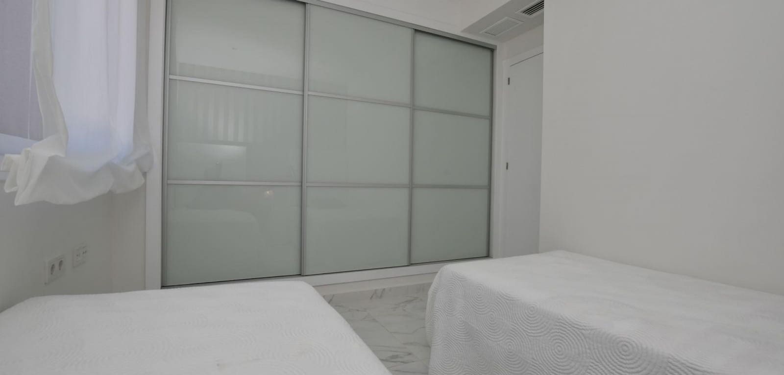 2 soveværelse Bungalow til salg i San Miguel de Salinas med swimmingpool - € 243.800 (Ref: 9186255)