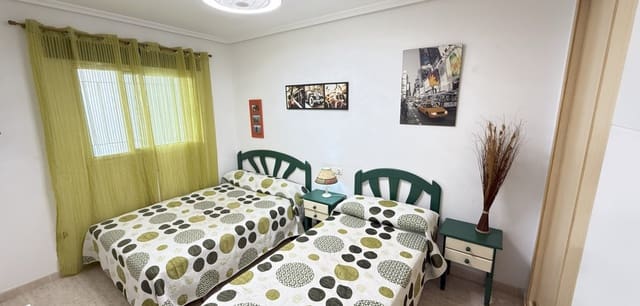 2 slaapkamer Appartement te koop in La Zenia, Orihuela met zwembad - € 229.000 (Ref: 9189888)