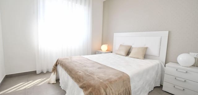 3 bedroom Bungalow for sale in San Miguel de Salinas with pool - € 281,600 (Ref: 9189892)