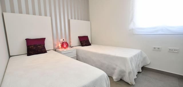 3 bedroom Bungalow for sale in San Miguel de Salinas with pool - € 281,600 (Ref: 9189892)