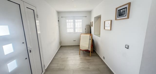 2 soveværelse Villa til salg i Villamartin, Orihuela med swimmingpool - € 265.000 (Ref: 9198041)