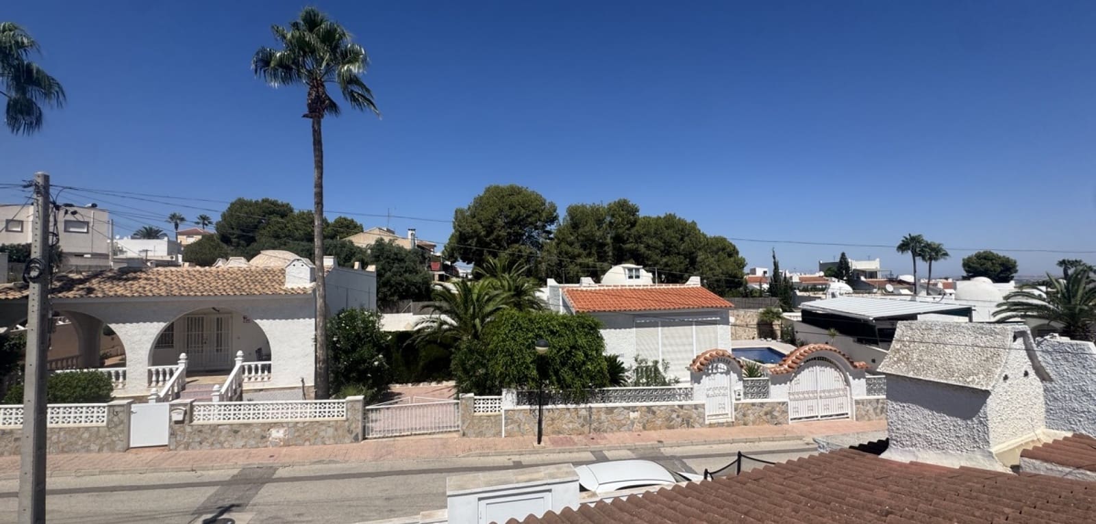 2 soveværelse Villa til salg i Villamartin med swimmingpool - € 265.000 (Ref: 9198041)