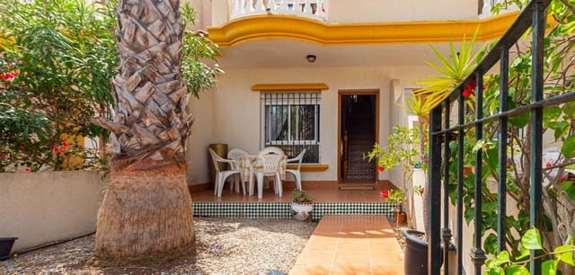 3 soverom Hus til salgs i Cabo Roig, Orihuela med svømmebasseng - € 259 000 (Ref: 9198045)