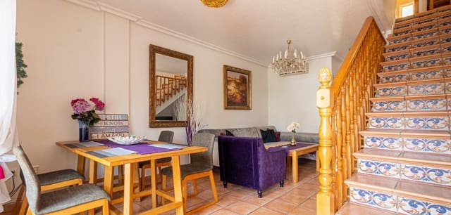 3 soverom Hus til salgs i Cabo Roig, Orihuela med svømmebasseng - € 259 000 (Ref: 9198045)