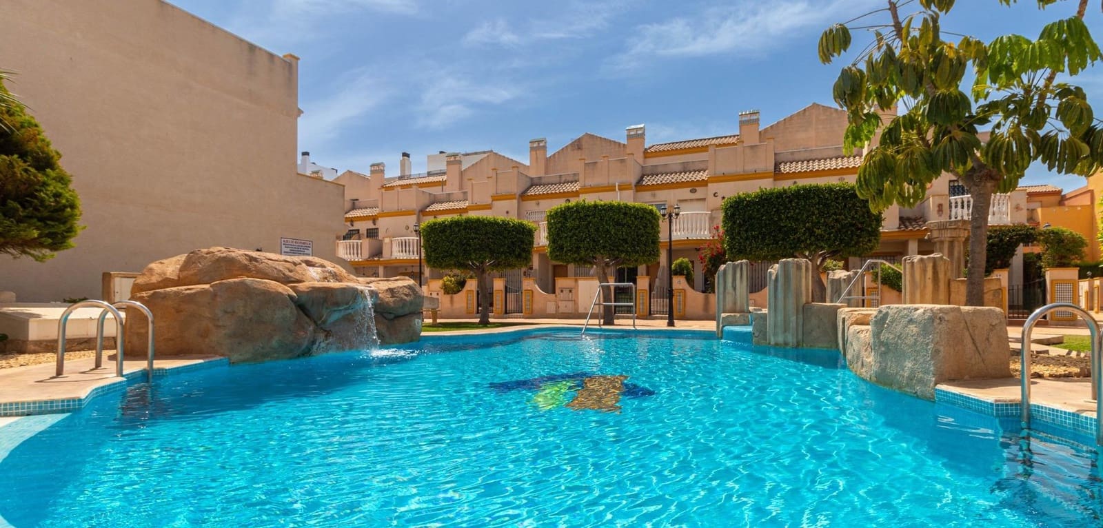 3 slaapkamer Huis te koop in Cabo Roig met zwembad - € 259.000 (Ref: 9198045)