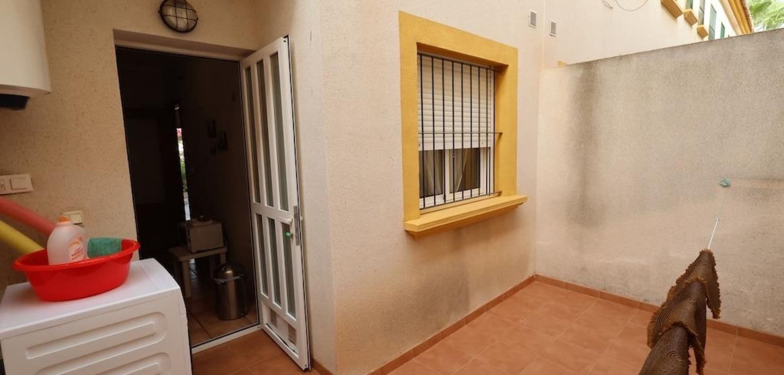 3 slaapkamer Villa te koop in Cabo Roig met zwembad - € 255.000 (Ref: 9198050)