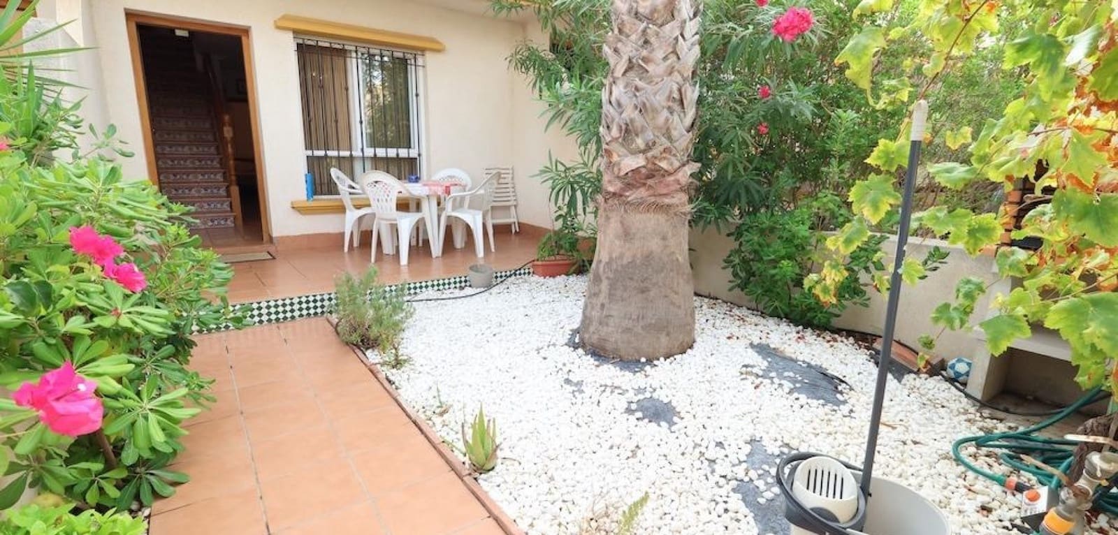 3 slaapkamer Villa te koop in Cabo Roig met zwembad - € 255.000 (Ref: 9198050)