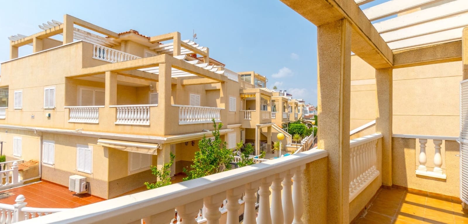 3 sypialnia Dom na sprzedaż w Playa Flamenca z basenem - 339 000 € (Ref: 9199946)