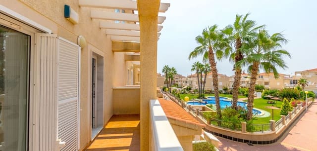 3 bedroom Townhouse for sale in Playa Flamenca, Orihuela with pool - € 339,000 (Ref: 9199946)