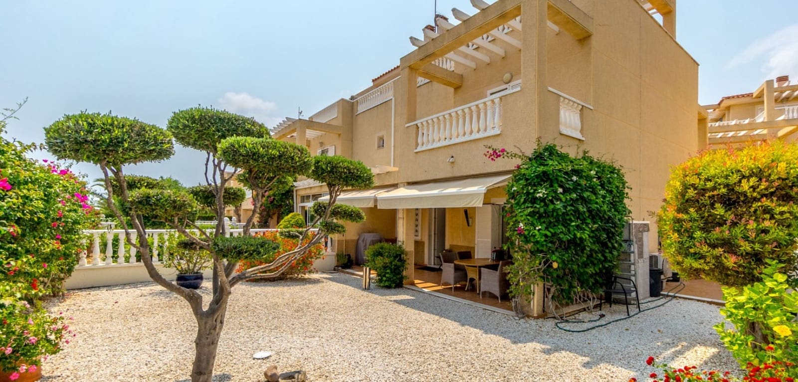 3 sypialnia Dom na sprzedaż w Playa Flamenca z basenem - 339 000 € (Ref: 9199946)