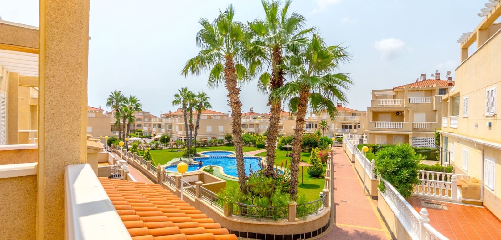 3 sypialnia Dom na sprzedaż w Playa Flamenca z basenem - 339 000 € (Ref: 9199946)