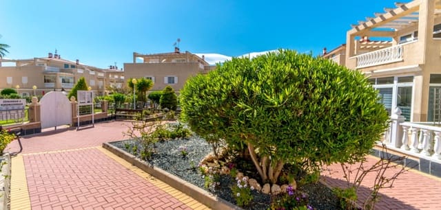 3 bedroom Townhouse for sale in Playa Flamenca, Orihuela with pool - € 339,000 (Ref: 9199946)
