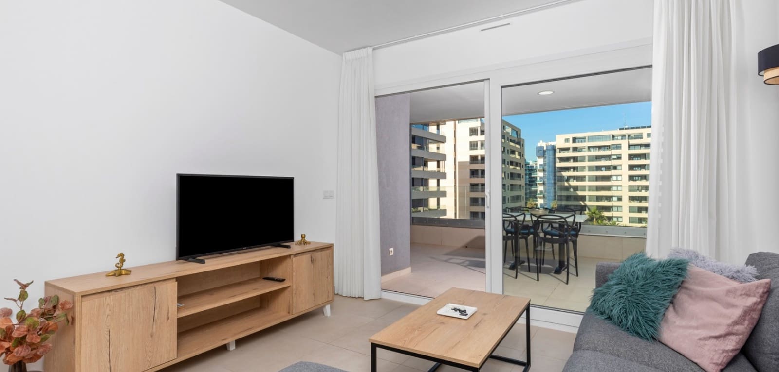 2 slaapkamer Appartement te koop in Orihuela Costa met zwembad - € 479.000 (Ref: 9201800)