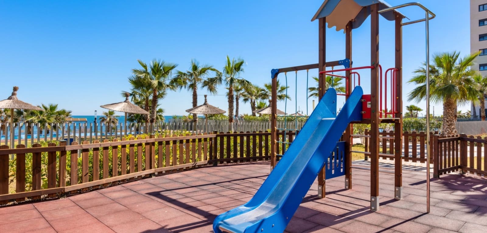 2 slaapkamer Appartement te koop in Orihuela Costa met zwembad - € 479.000 (Ref: 9201800)