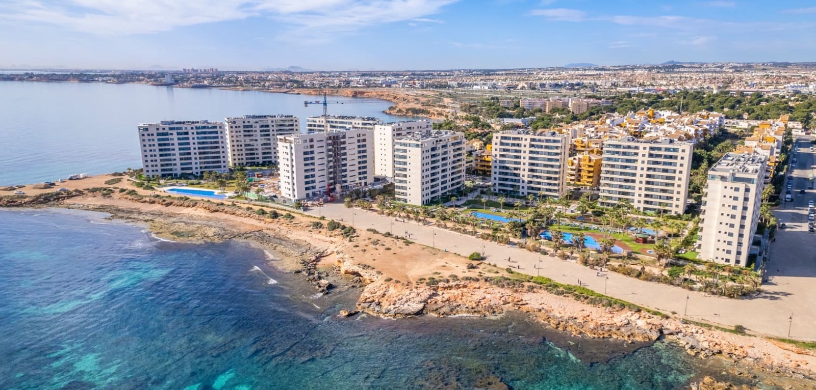 2 slaapkamer Appartement te koop in Orihuela Costa met zwembad - € 479.000 (Ref: 9201800)