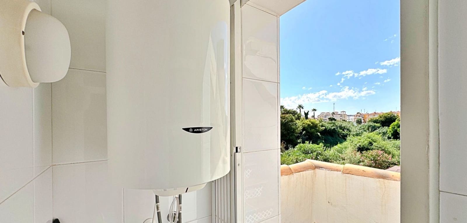 Apartamento de 2 habitaciones en La Zenia en venta - 225.000 € (Ref: 9205539)