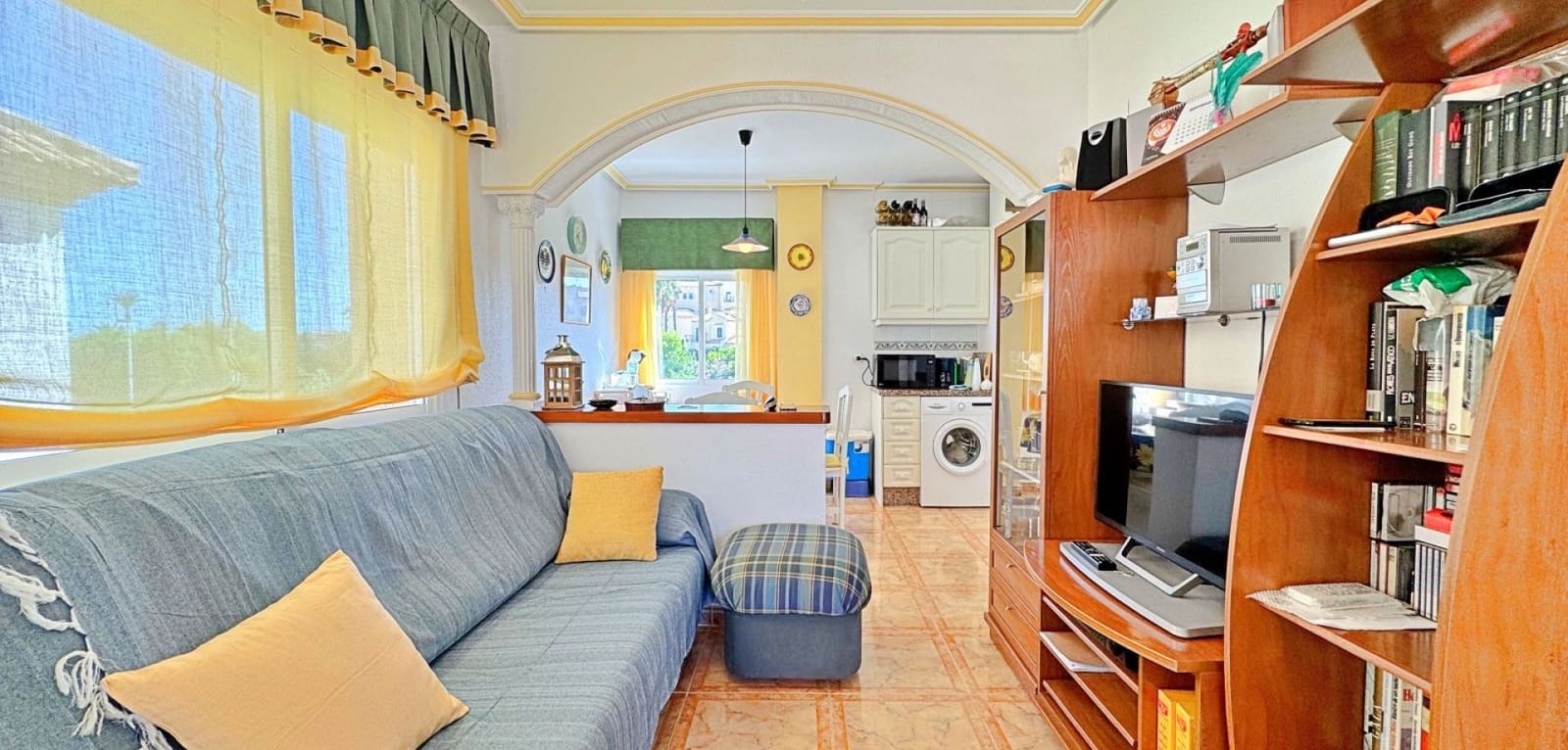 Apartamento de 2 habitaciones en La Zenia en venta - 225.000 € (Ref: 9205539)