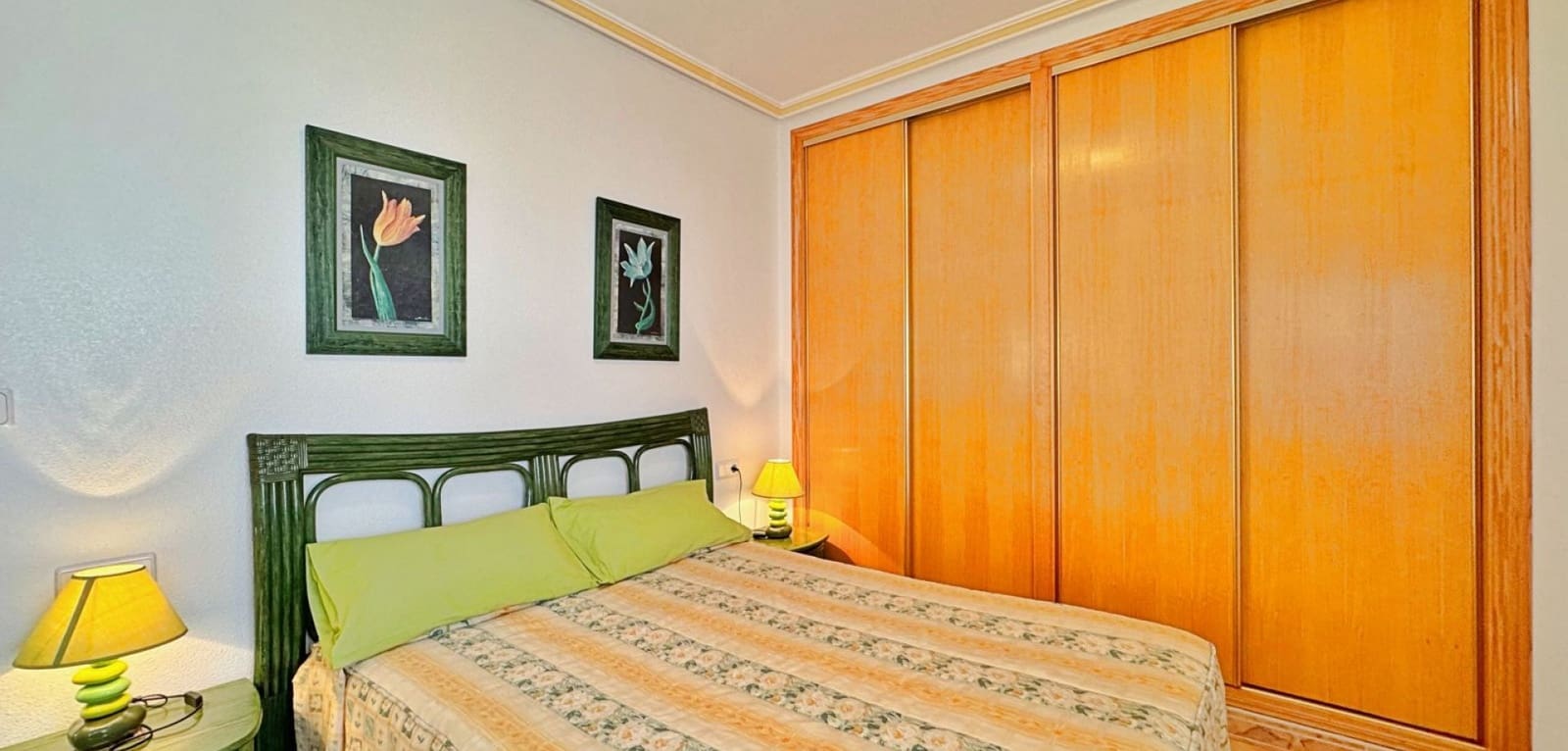 Apartamento de 2 habitaciones en La Zenia en venta - 225.000 € (Ref: 9205539)