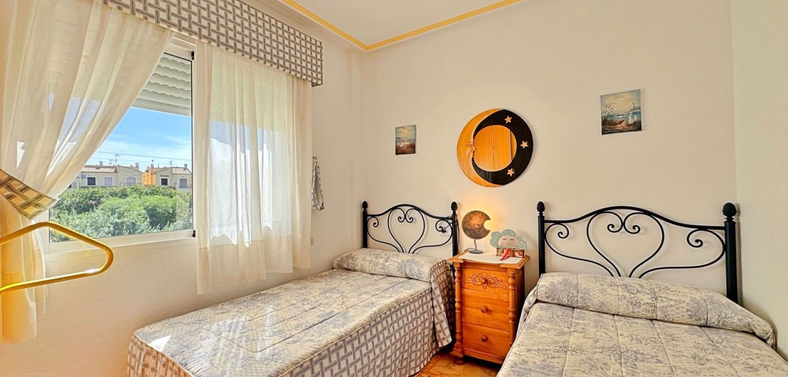 Apartamento de 2 habitaciones en La Zenia en venta - 225.000 € (Ref: 9205539)