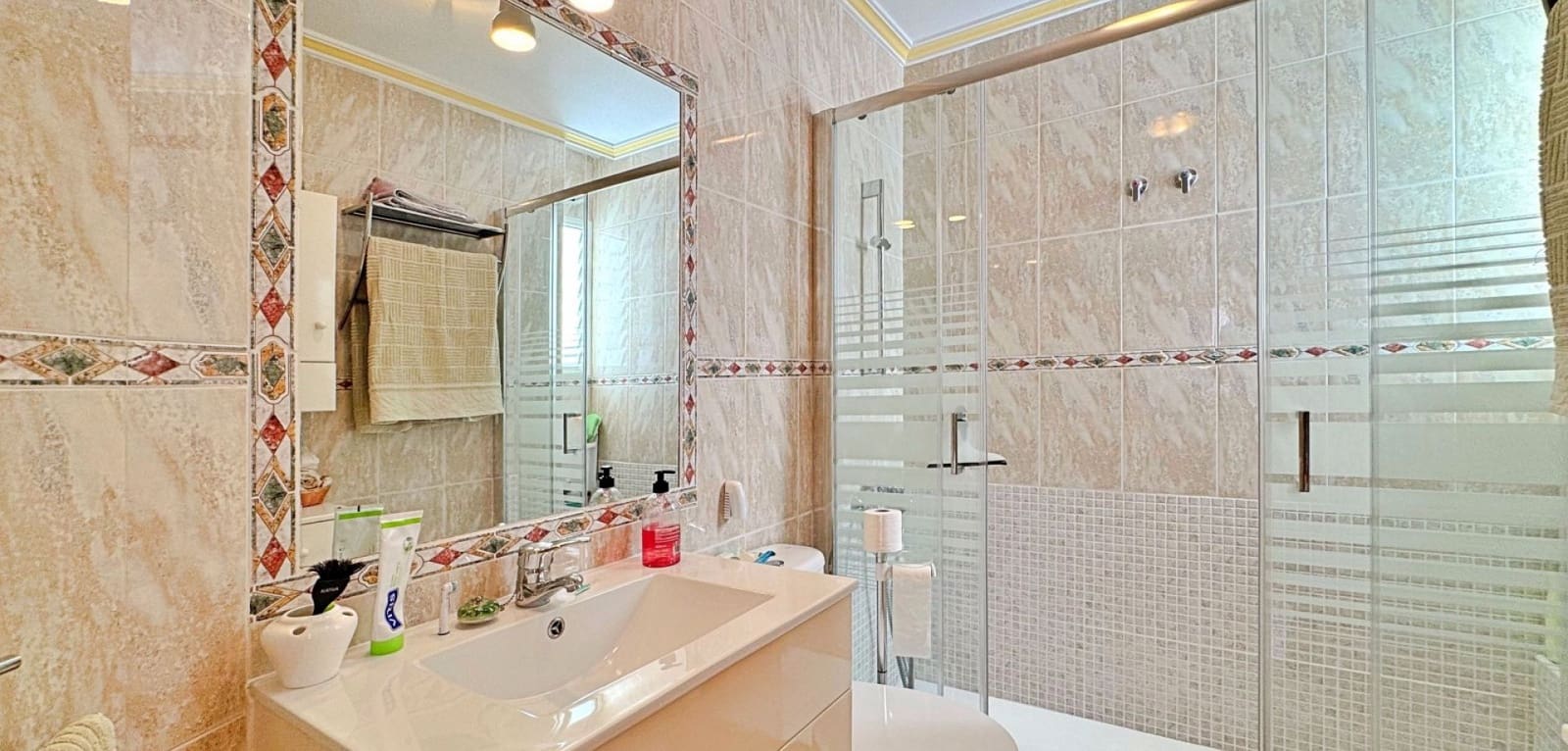 Apartamento de 2 habitaciones en La Zenia en venta - 225.000 € (Ref: 9205539)