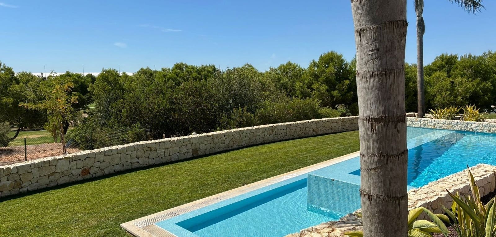 3 makuuhuone Huvila myytävänä paikassa Pinar de Campoverde mukana uima-altaan - 319 900 € (Ref: 9215855)