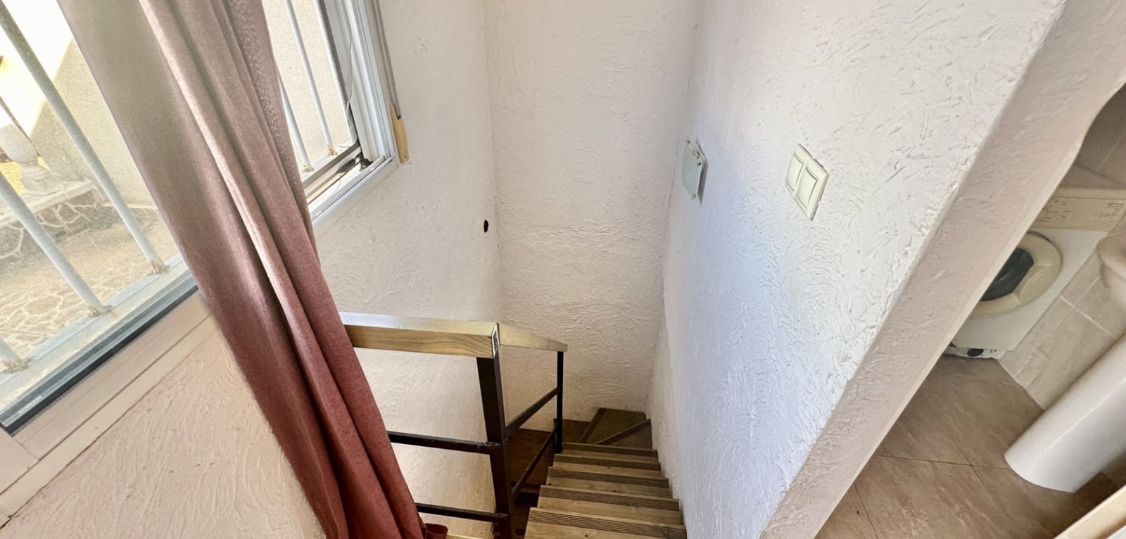 2 makuuhuone Omakotitalo myytävänä paikassa Guardamar del Segura - 129 900 € (Ref: 9219181)