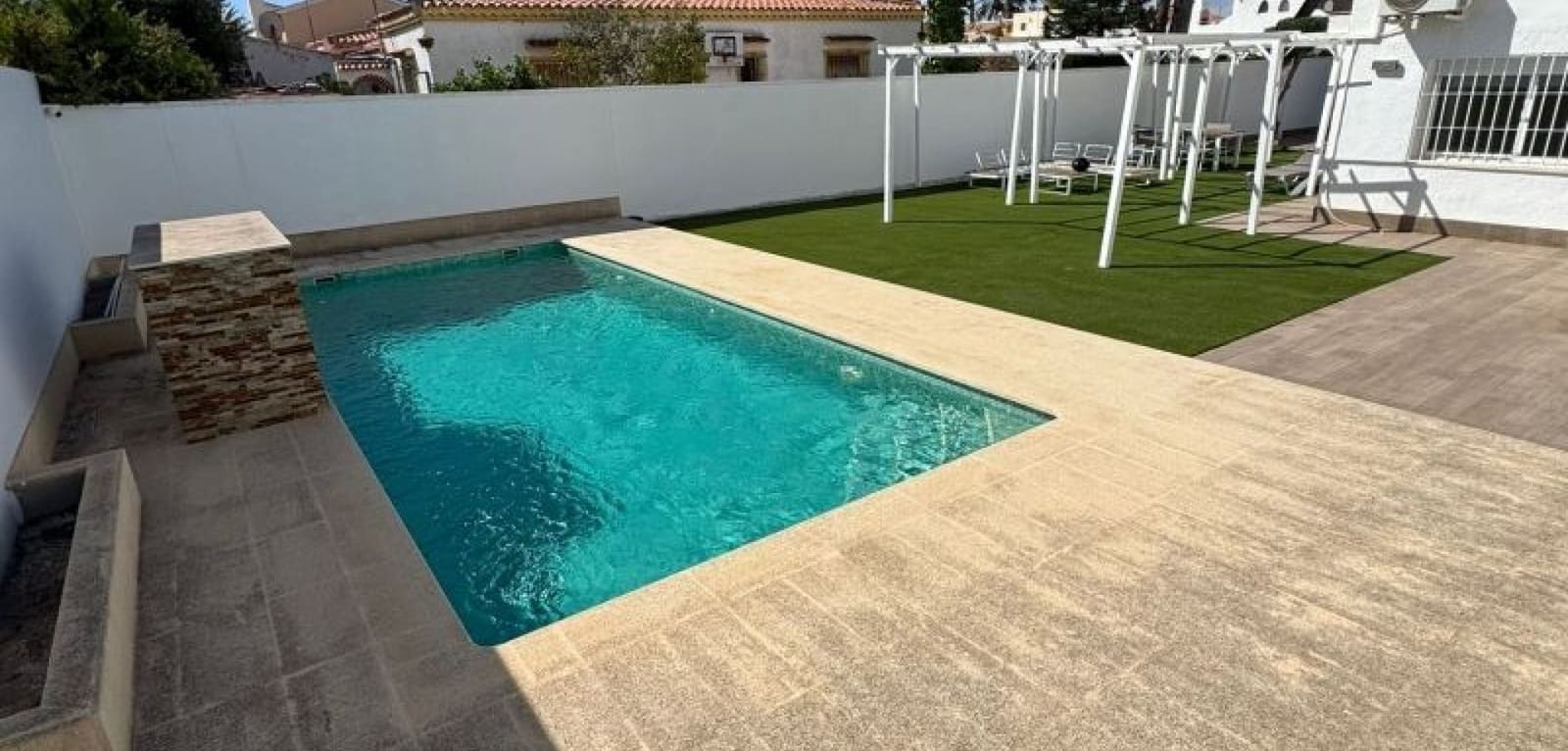 2 soverom Villa til salgs i Torrevieja med svømmebasseng - € 385 000 (Ref: 9227598)