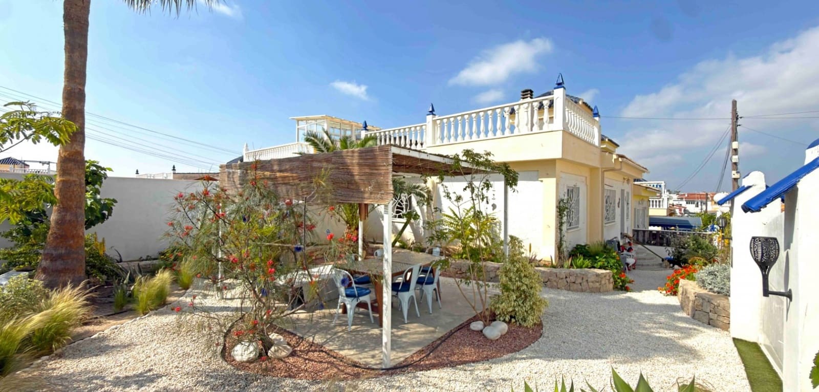 2 soveværelse Semi-Rækkehus til salg i Ciudad Quesada med swimmingpool - € 199.000 (Ref: 9231840)